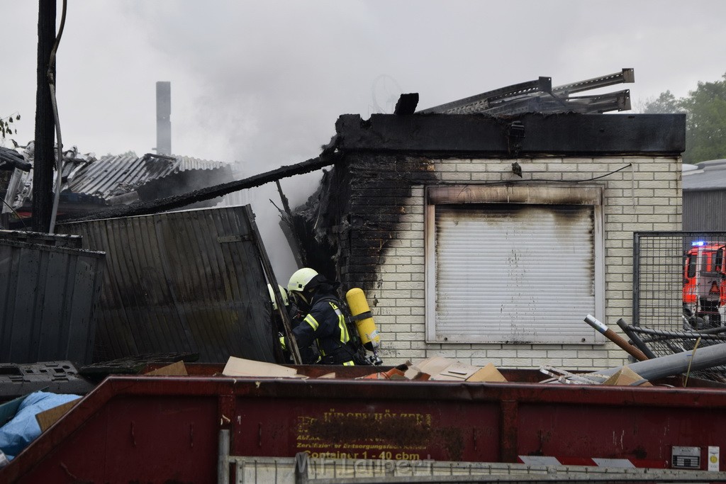 Feuer 4 Bergisch Gladbach Gronau Am Kuhlerbusch P273.JPG - Miklos Laubert